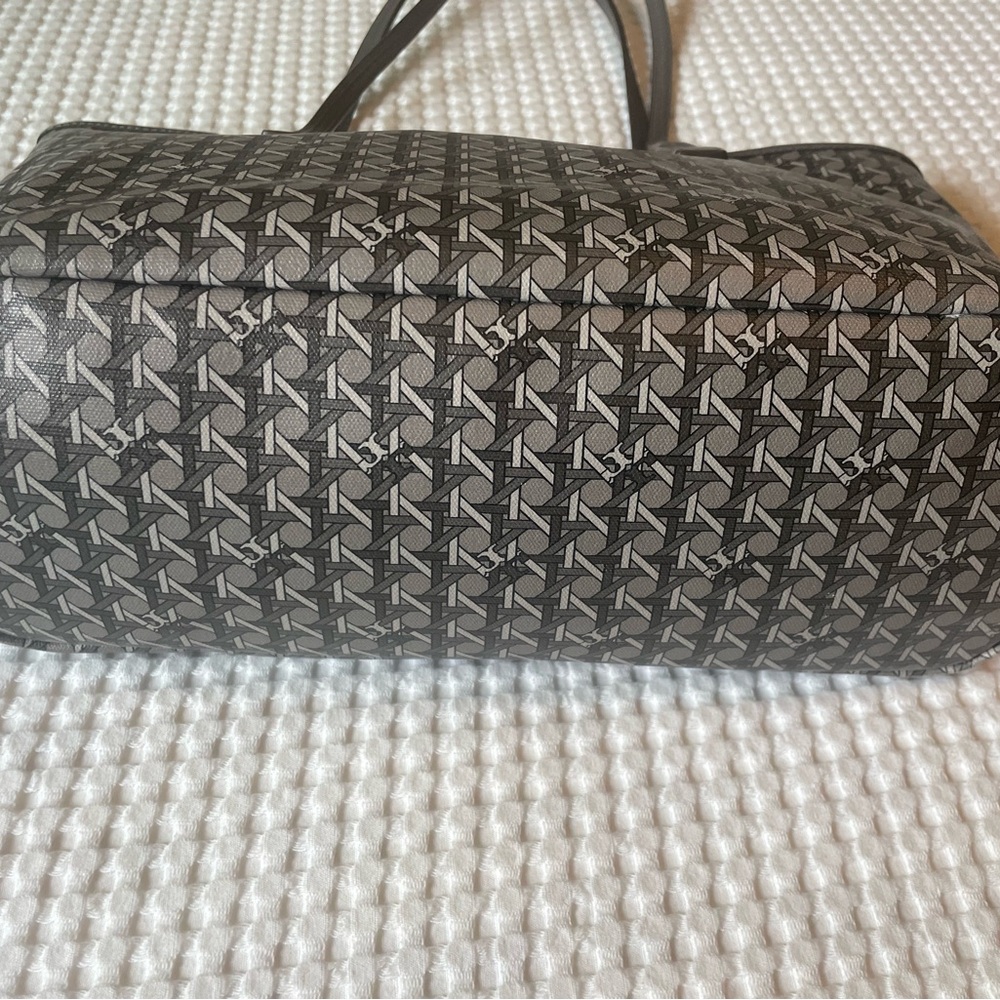 Tory Burch Gray Geometric Print Tote - Picture 3 of 15